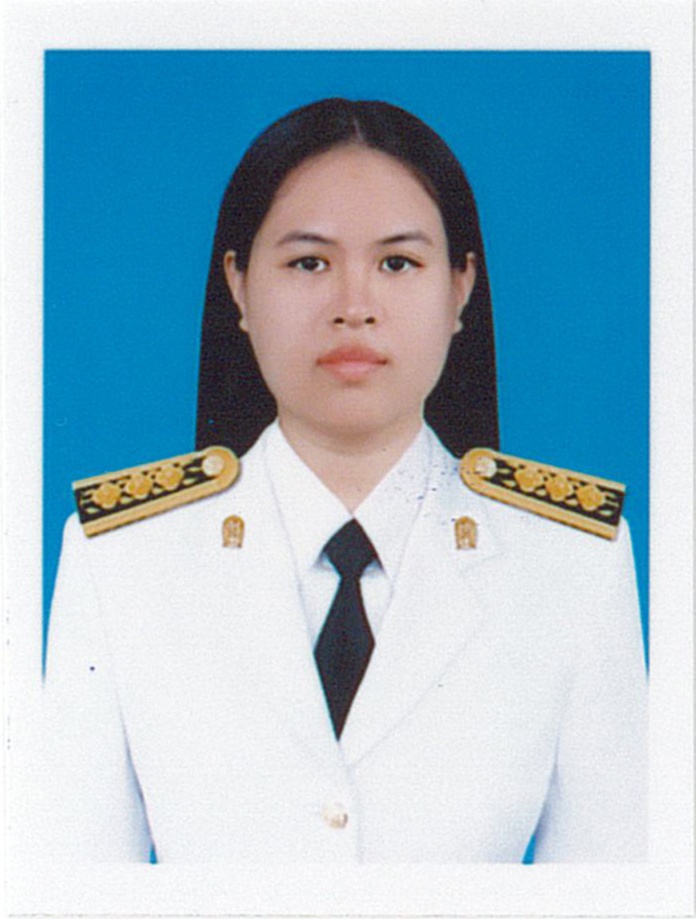 นางสาวหทัยภัทร ดำเกลี้ยง